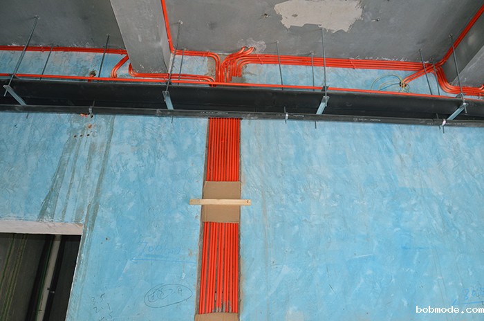 香根四季别墅地源热泵地暖管安装