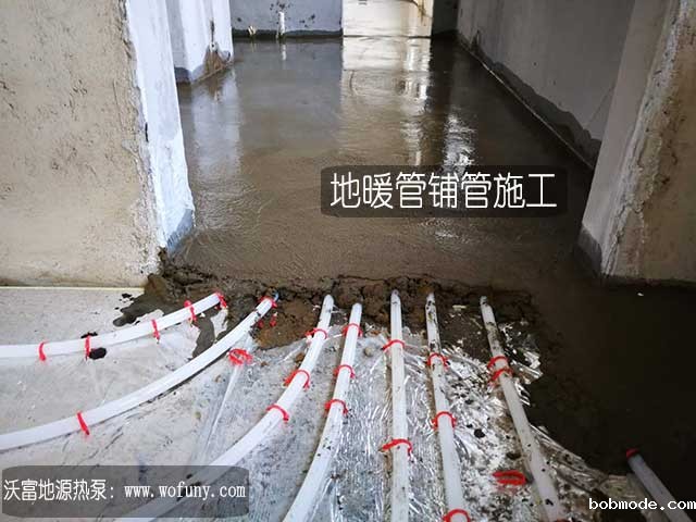 地暖管铺管施工
