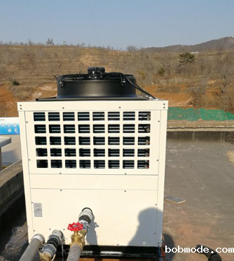 青岛沃富新能源有限公司的空气源热泵工程实例图