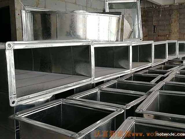 青岛沃富新能源承建青岛市小水清沟村改造配套学校空气源热泵项目——全热回收通风管道